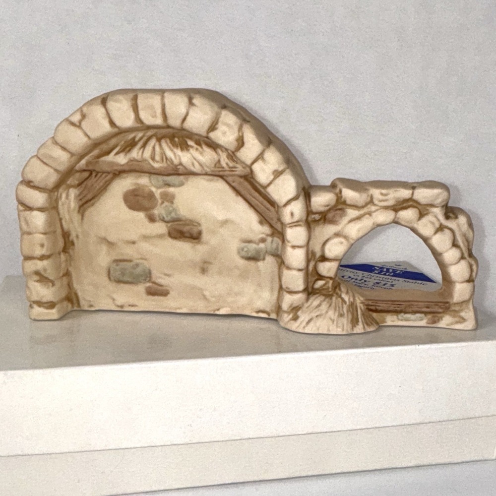 VTG 1986 Hallmark Mary Hamilton Nativity Stable Hand Painted Porcelain QD604-6